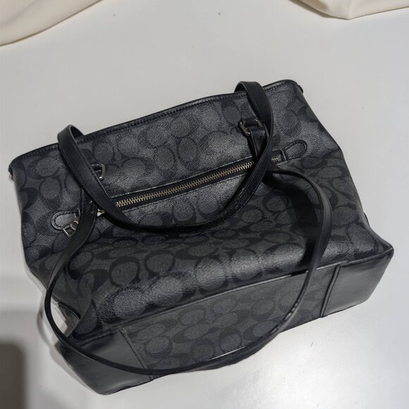 Coach Signature Canvas Black/Grey City Tote - Picture 7 of 8
